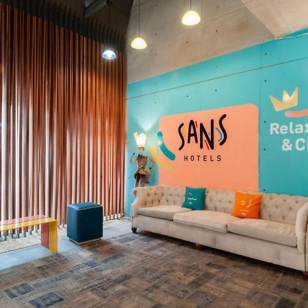 Sans Hotel Finest Medan Ngoại thất bức ảnh